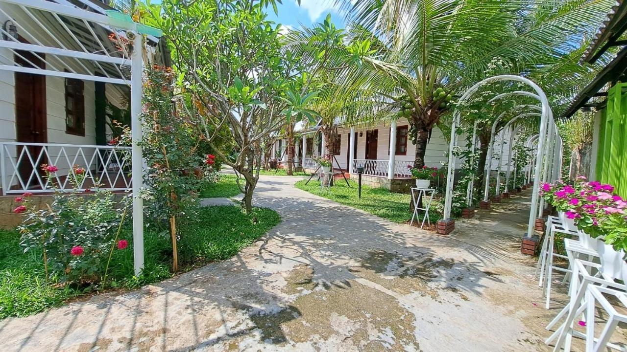 Konklor Hotel Kon Tum Exterior photo